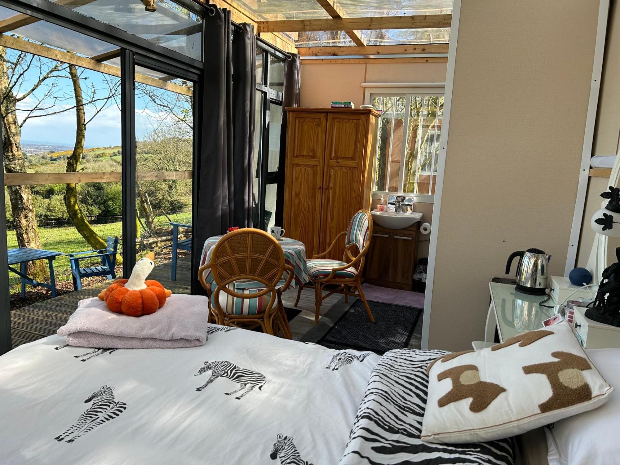 Sky Gazer Cabin In The Woods Dublin Bagian luar foto